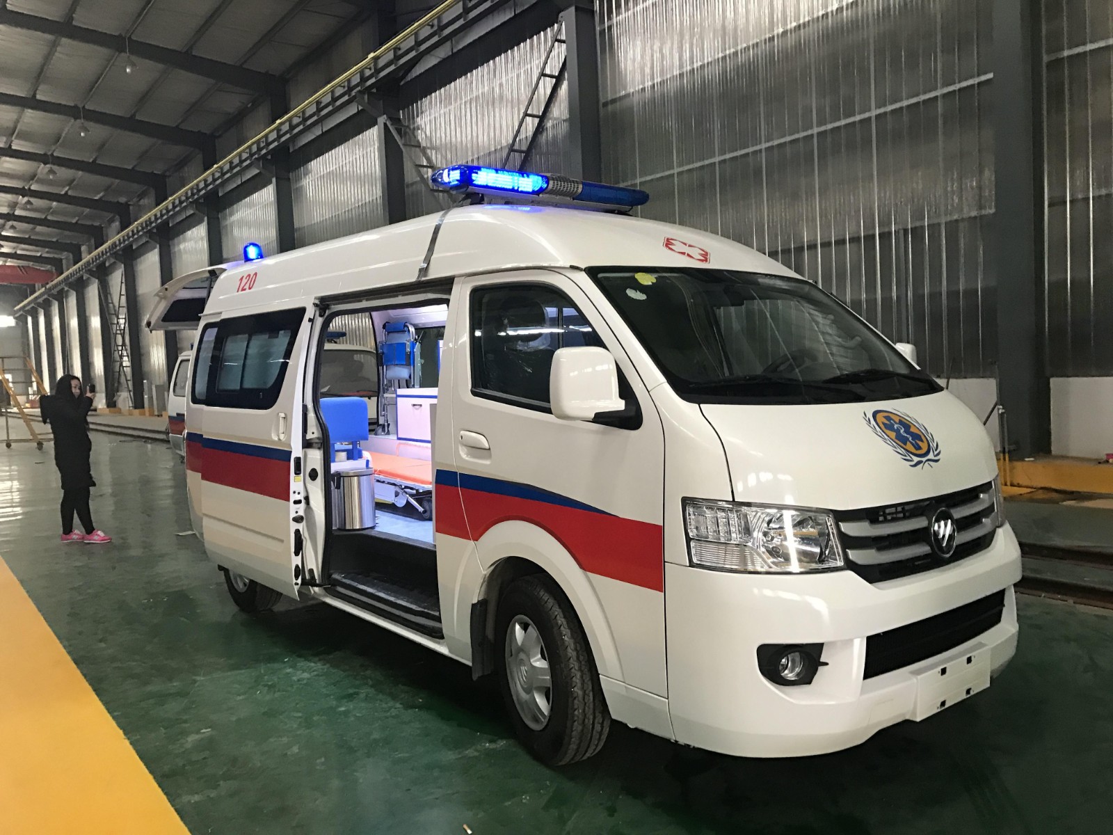 普格县救护车转院