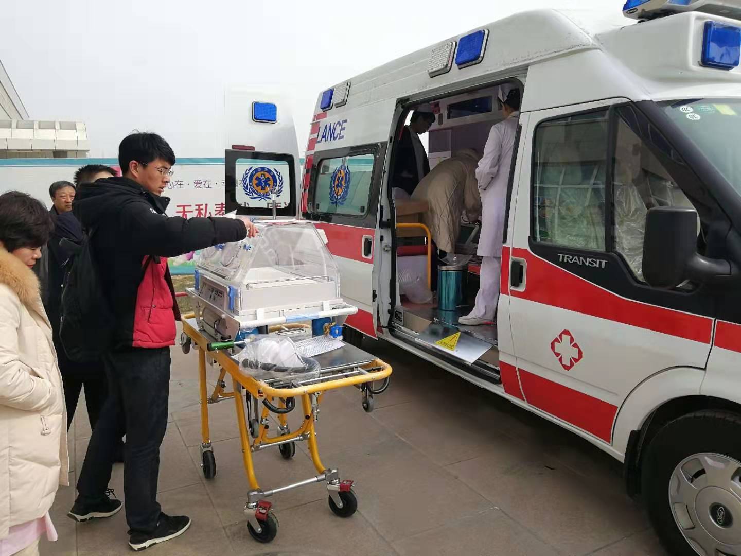普格县救护车转院